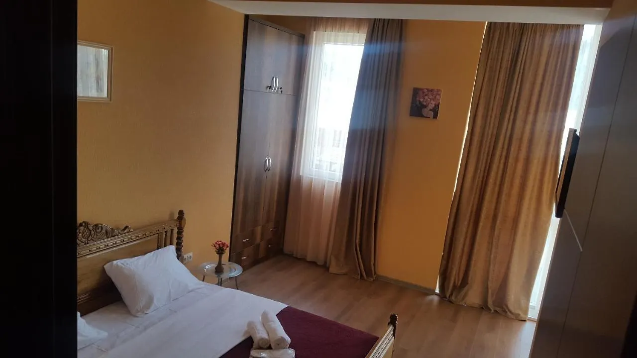 Fantaflat Old Tbilisi Apartment Georgia